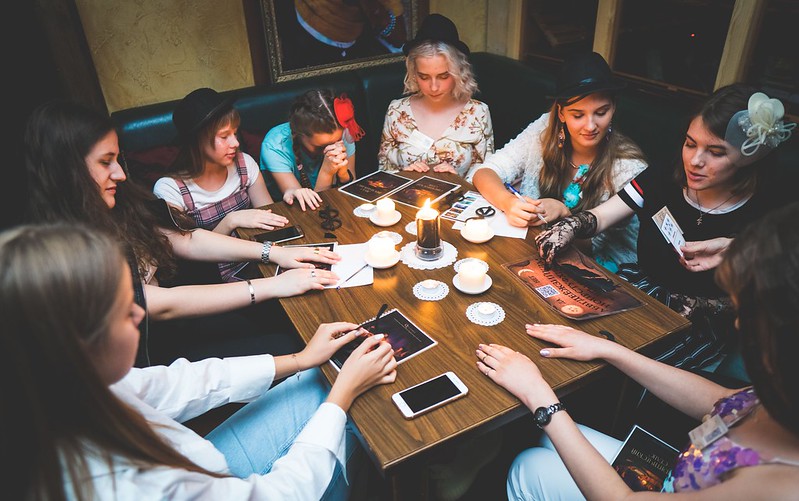 Хэллоуинская вечеринка с мистической атмосферой в Sochi